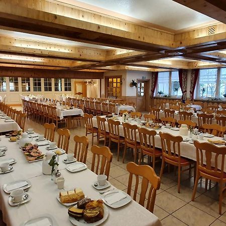 Landgasthof Krug Dechendorf ภายนอก รูปภาพ