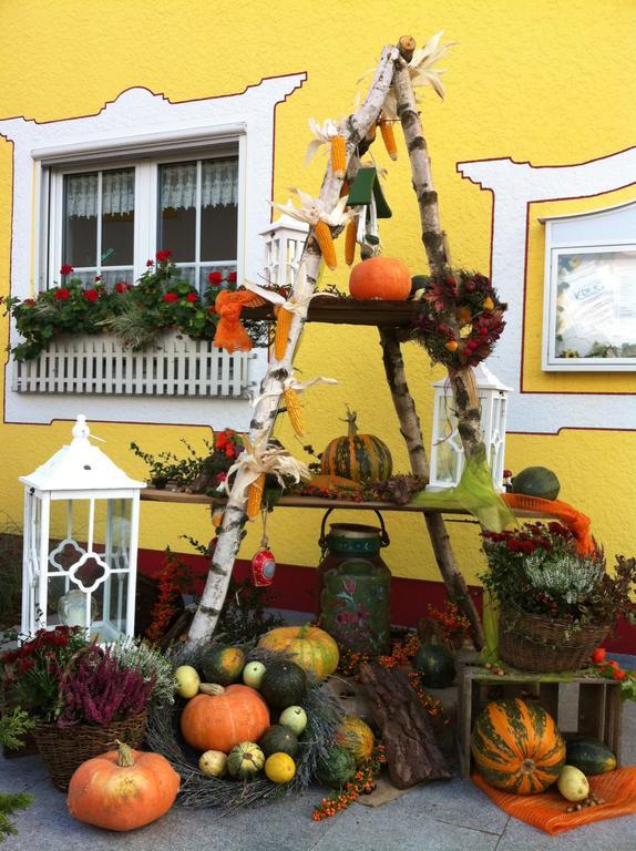 Landgasthof Krug Dechendorf ภายนอก รูปภาพ